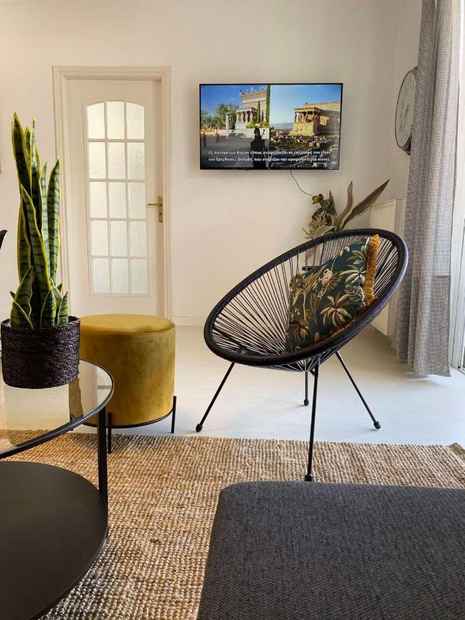 2 Bd Top Floor Aprt With Acropolis View Athènes Extérieur photo